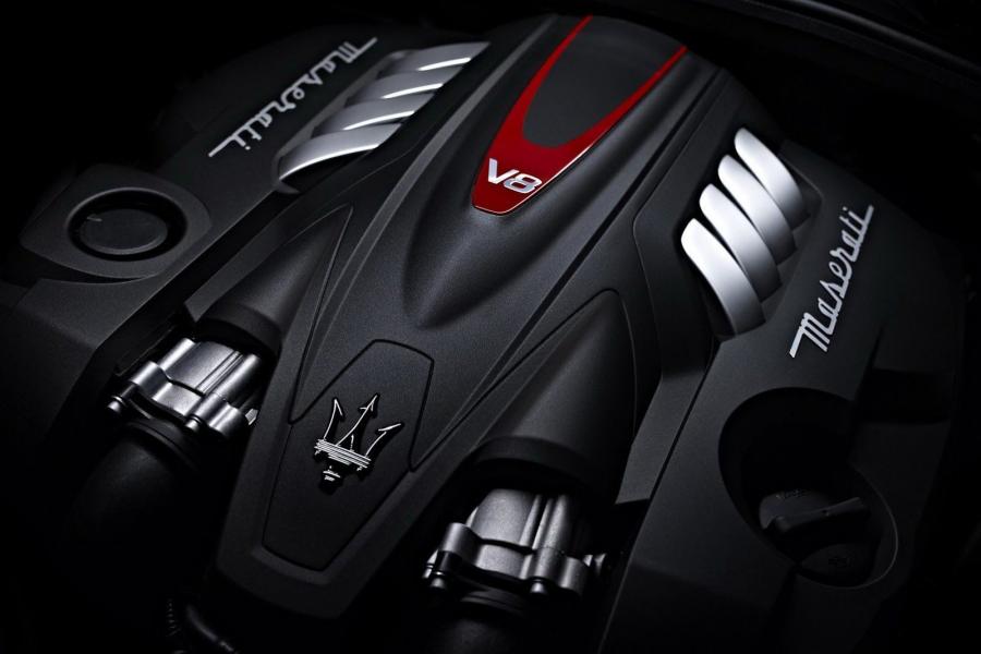  Maserati Quattroporte 2012 года  (фото 75 из 126)